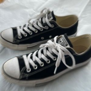 Classic Converse All Star low top size 10.5